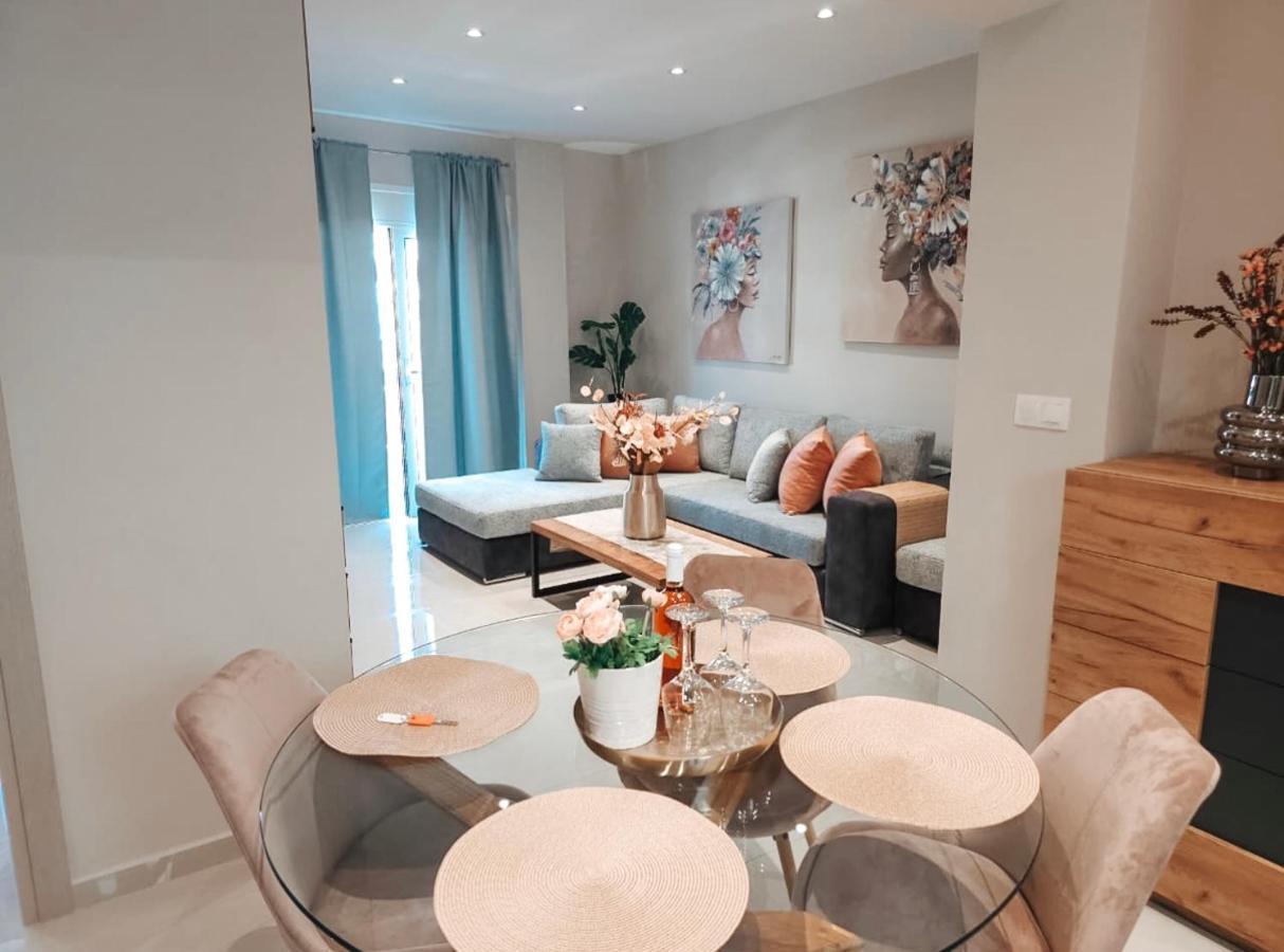 Agora Luxury Apartment 3 Loutráki Exterior photo